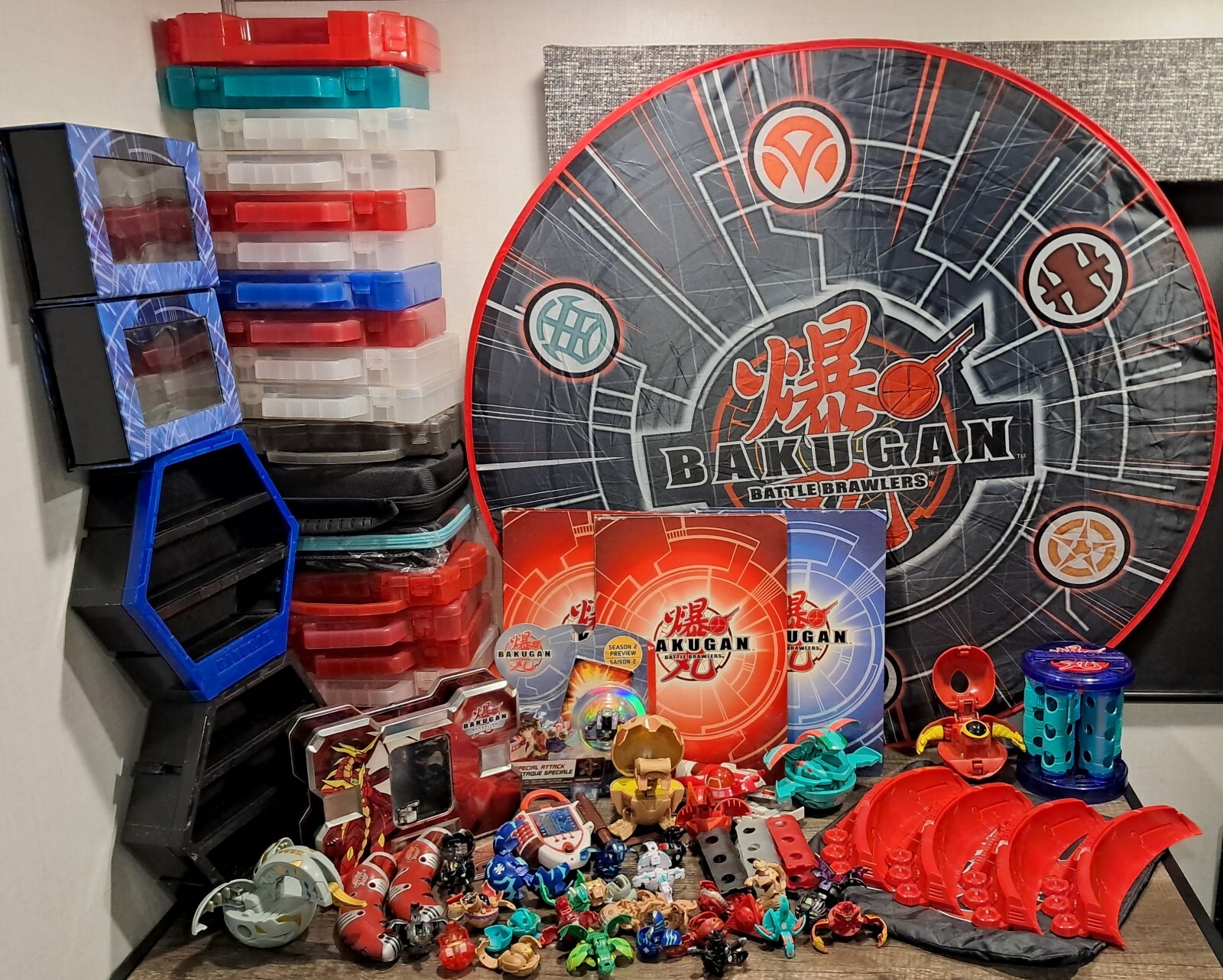 Bakugan Battle Brawlers STARTER PACK – COLLECTOR PACK SHIPS FAST
