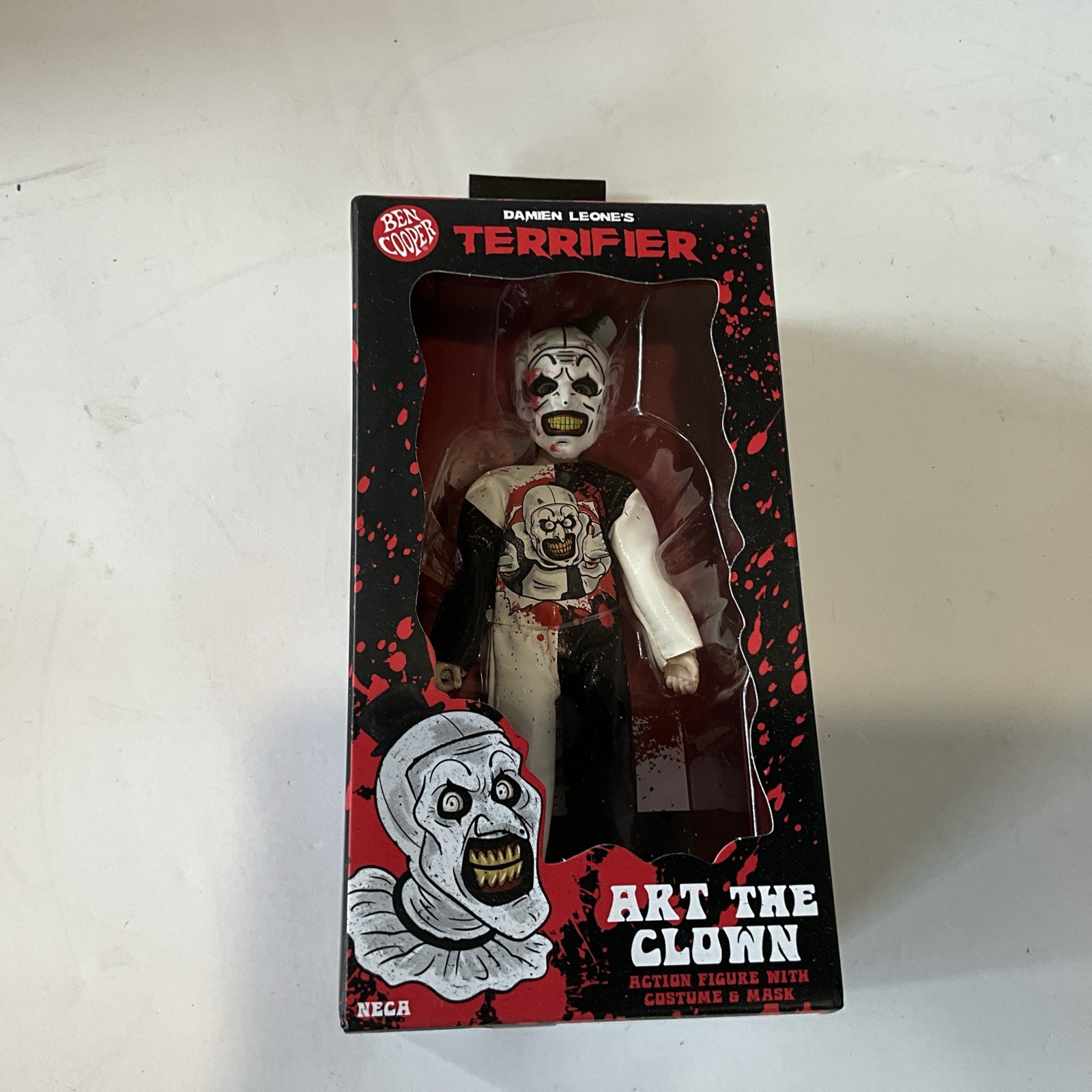 Terrifier Art the Clown Cosutmed Action Figure With Mask New 5.5 inch SEALED