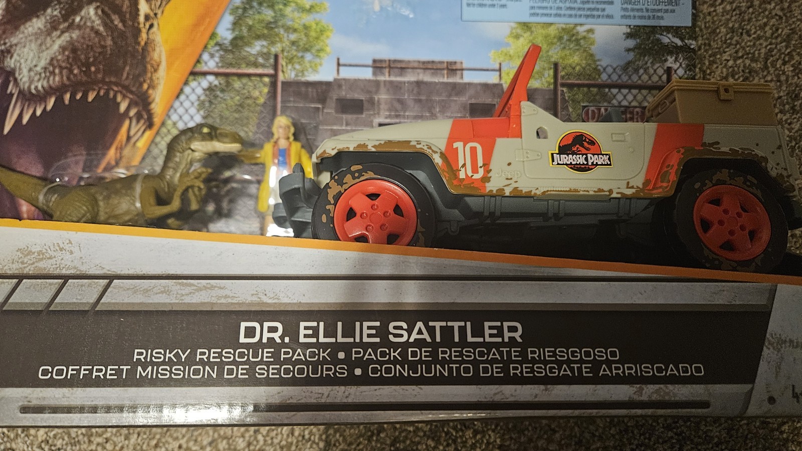 Jurassic World Legacy Collection Dr. Ellie Sattler Risky Rescue