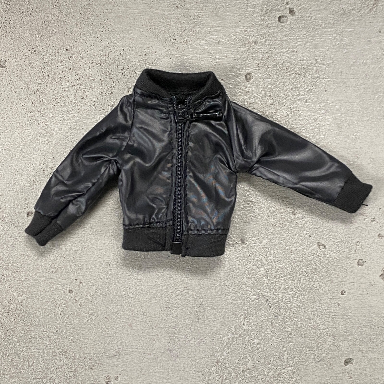 SU-ZPJK-BK: 1/12 scale Black Zipper Jacket for 6″ Muscular body