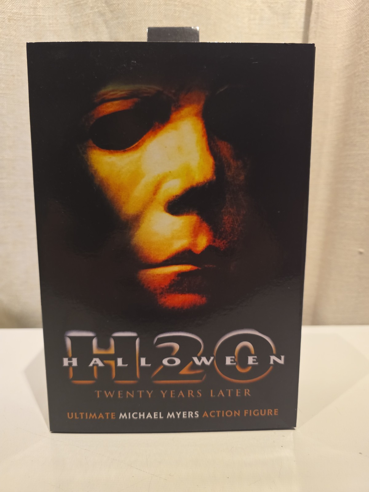 Halloween H20 20 Years Later Ultimate Michael Myers 7″ Action Figure NECA 2025