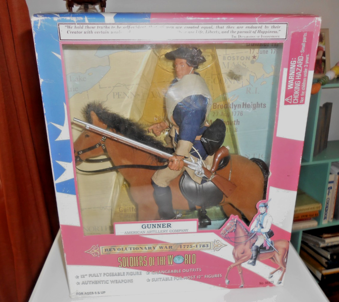 12″ Soldiers of the World GUNNER Revolutionary War American Artillery Company