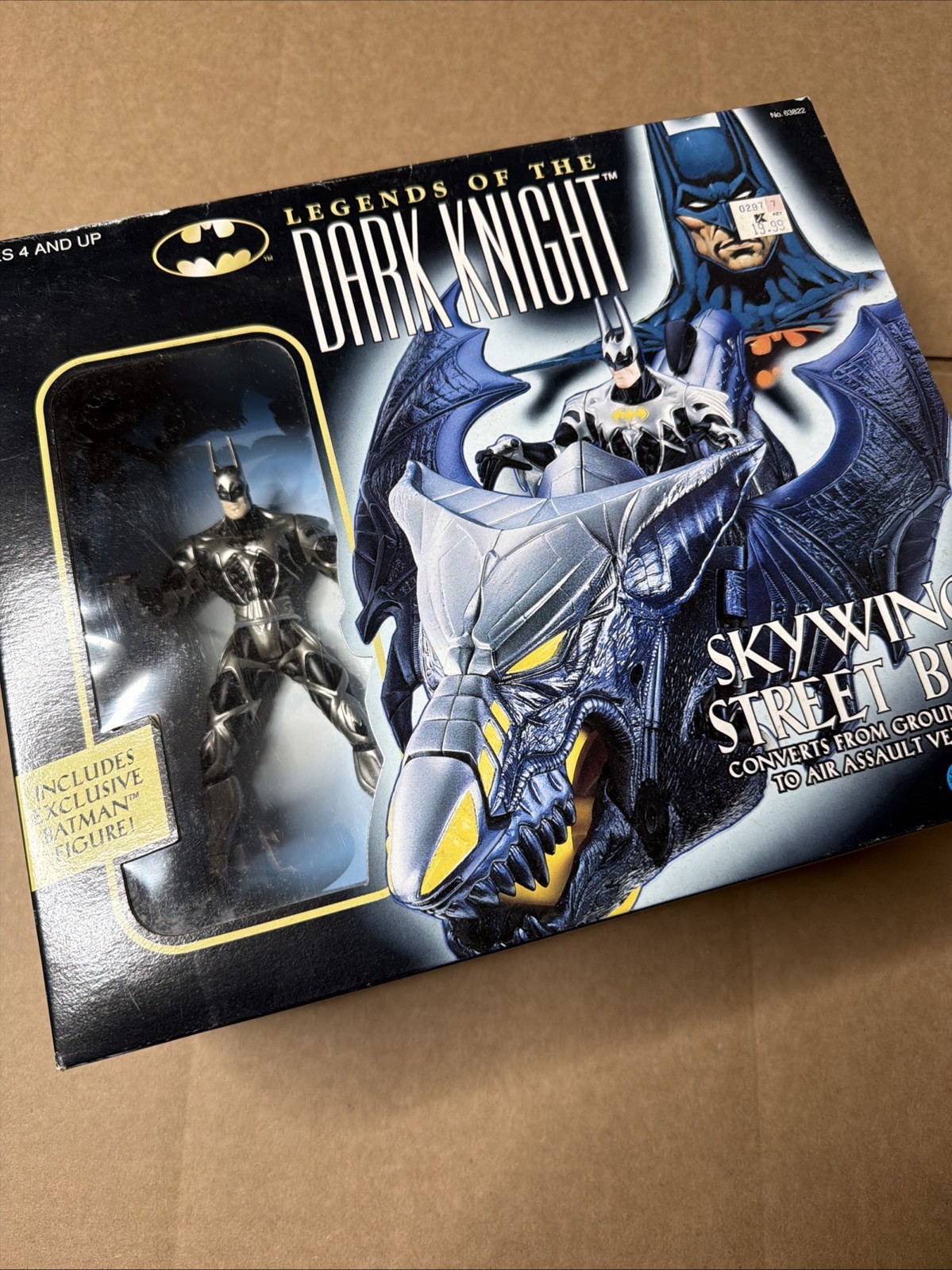 SKYWING STREET BIKE LEGENDS OF THE DARK KNIGHT KENNER VINTAGE NEW SEALED