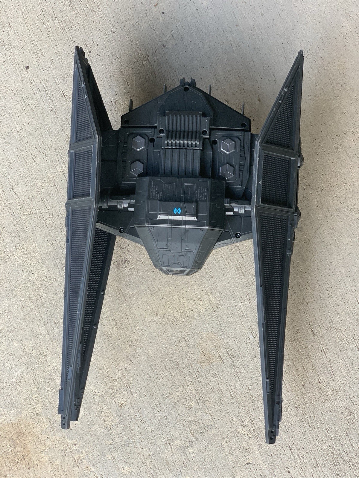 Hasbro Star Wars Force Link Kylo Ren TIE Silencer Ship & Kylo Ren Figure 3.75”