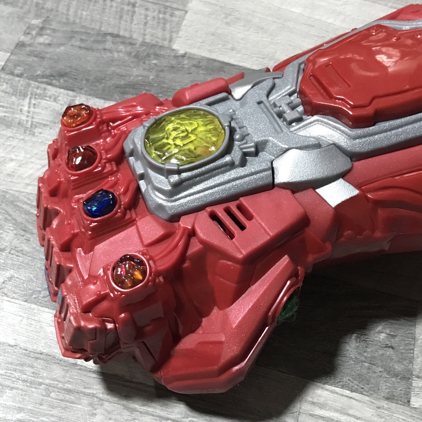 Infinity Gauntlet Marvel Avengers Endgame Iron Man Electronic Fist Light Sound