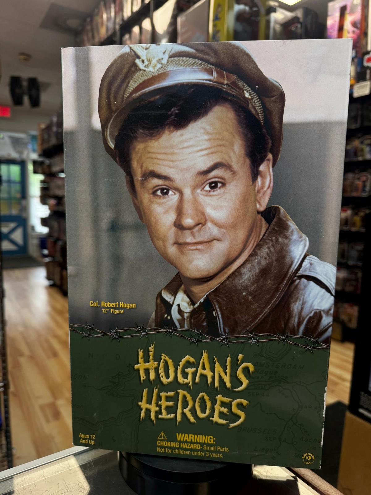 Col Robert Hogan 1/6 Scale (Hogans Heroes, Sideshow) NEW