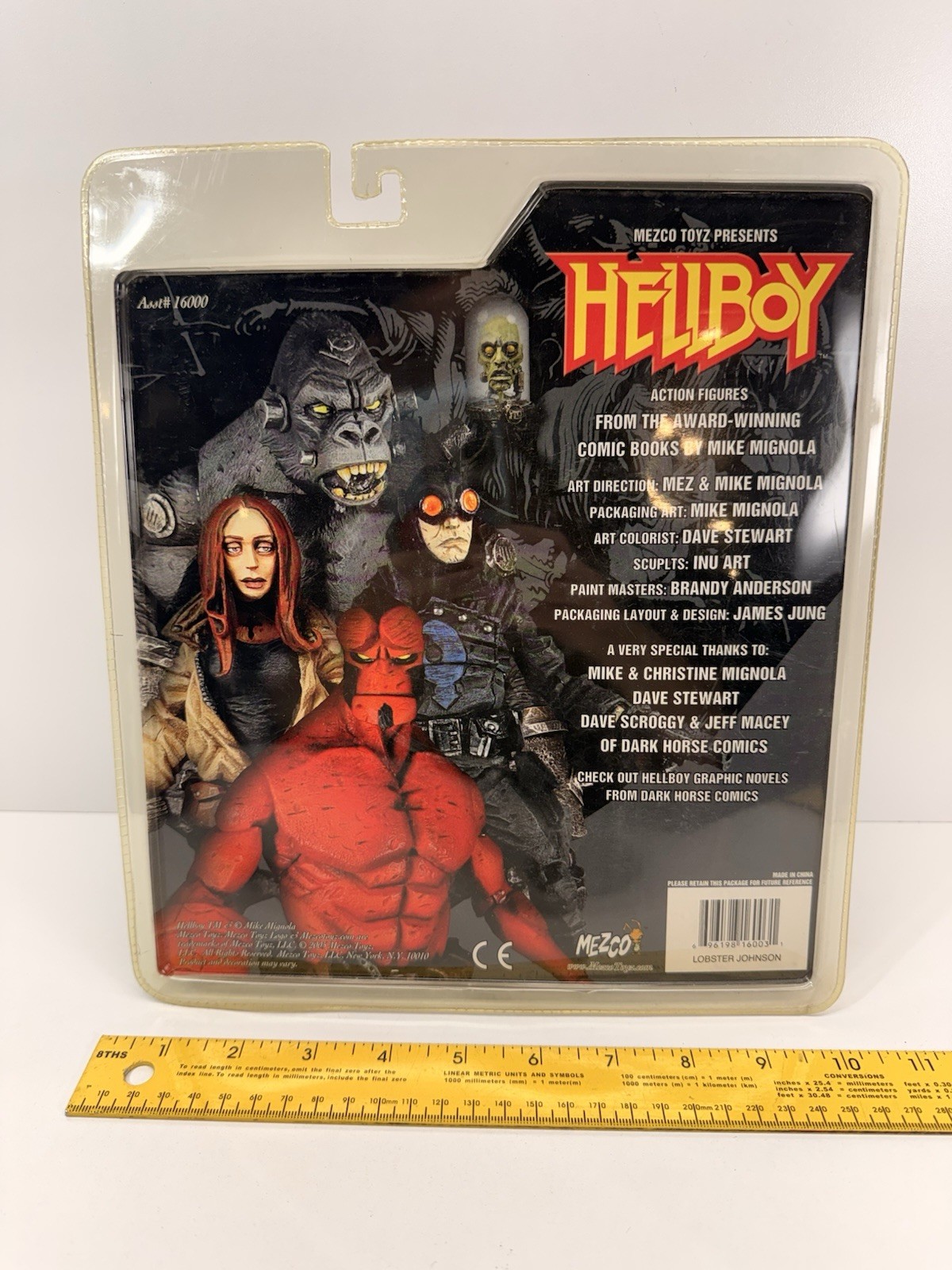 Lobster Johnson 2005 Mezco Hellboy Comic Series 1 Action Figure Mike Mignola