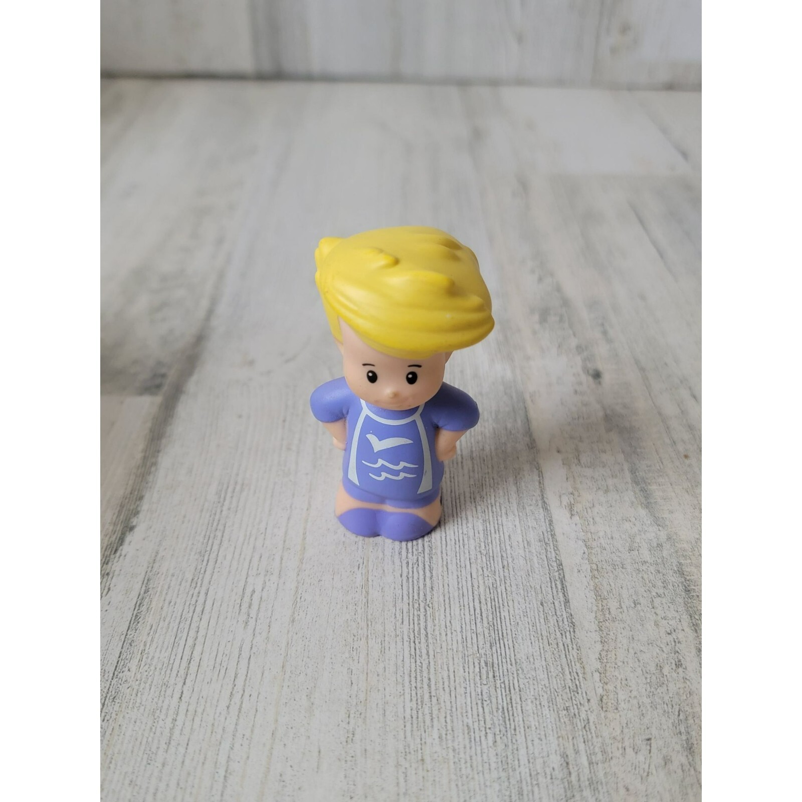 Little people blonde boys beach surf Mattel 2012 toy
