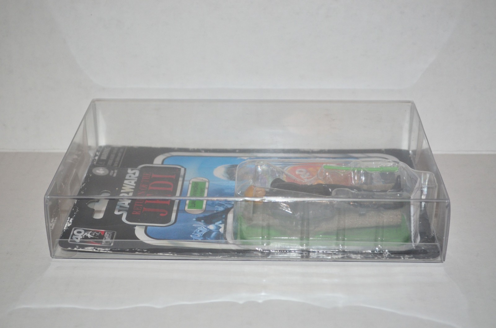 Star Wars Retro Collection 3.75″ Action Figures Protectors Cases Display Storage
