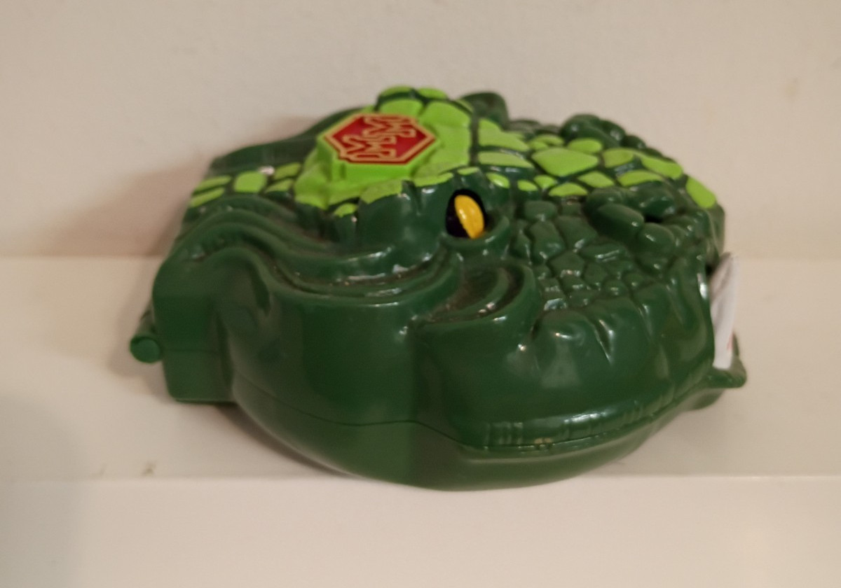 Vtg 1992 Mighty Max Slays the Doom Dragon Doom Zone Playset with HTF Hook Rope