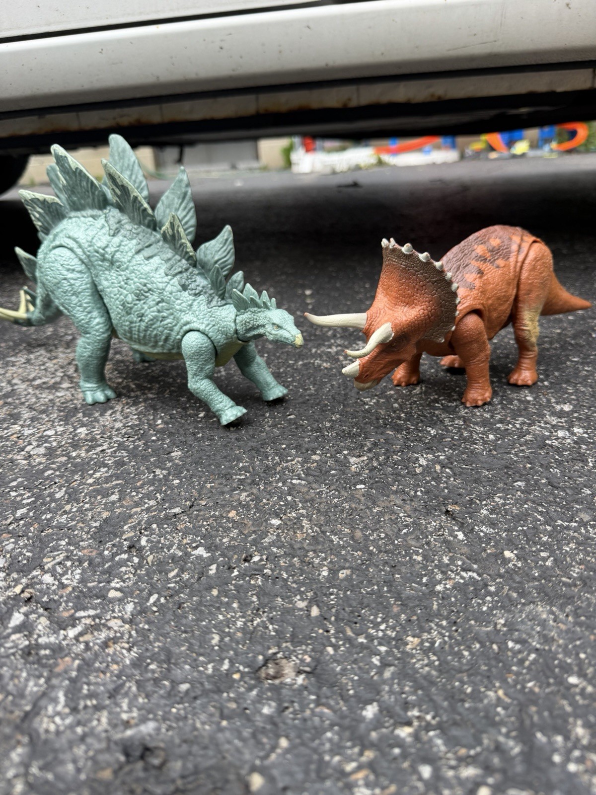 Jurassic World Park Action Attack TRICERATOPS STEGOSAURUS Mattel Figure Dinosaur