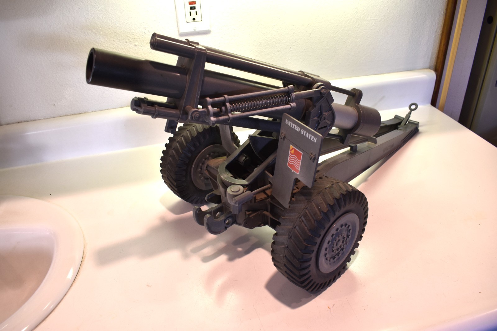 2001 Hasbro GI Joe Korean War 155mm Howitzer Cannon – Some missing pieces