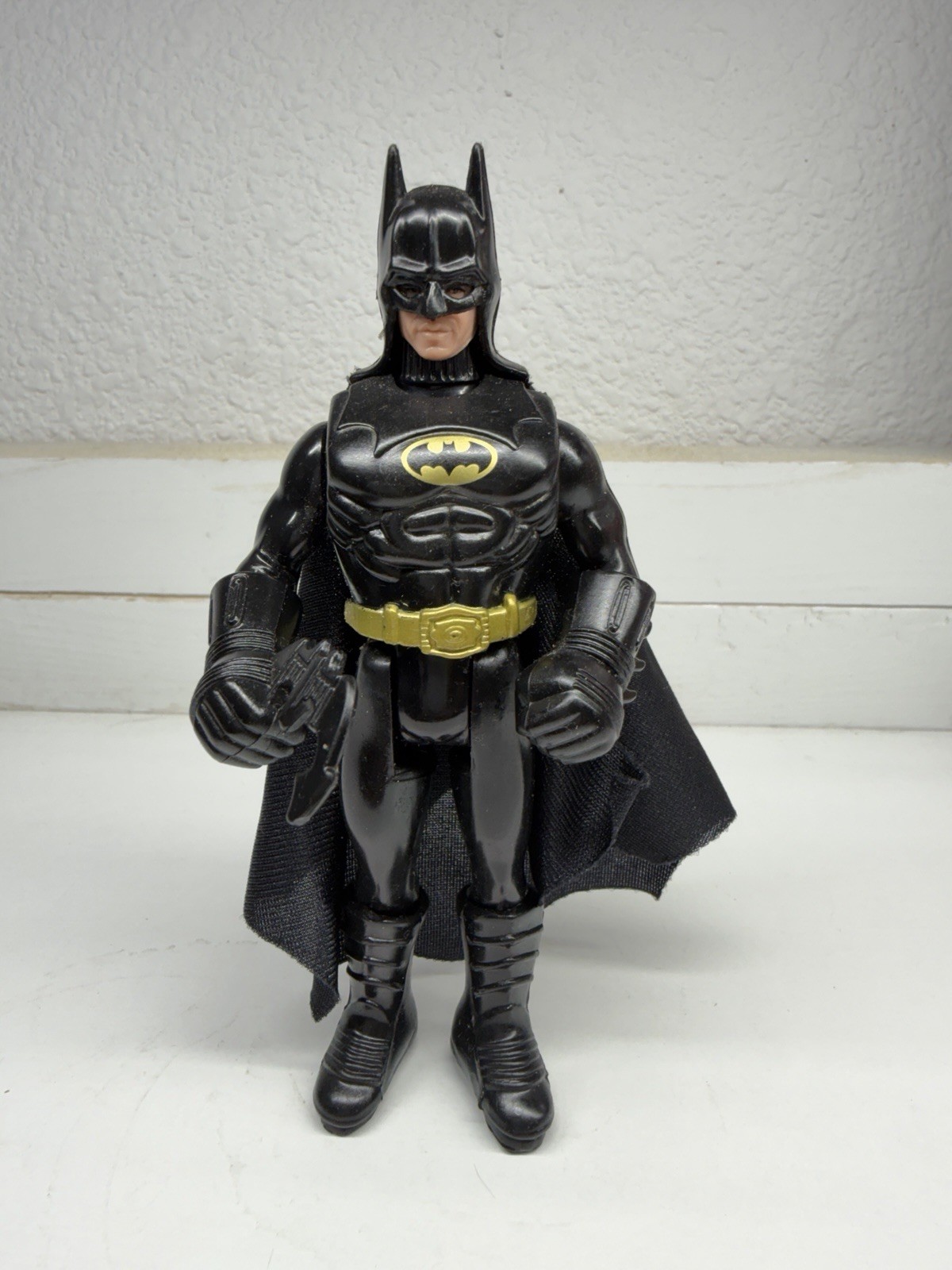 1990 Kenner Bruce Wayne Quick Change Suit The Dark Knight Almost complete Batman