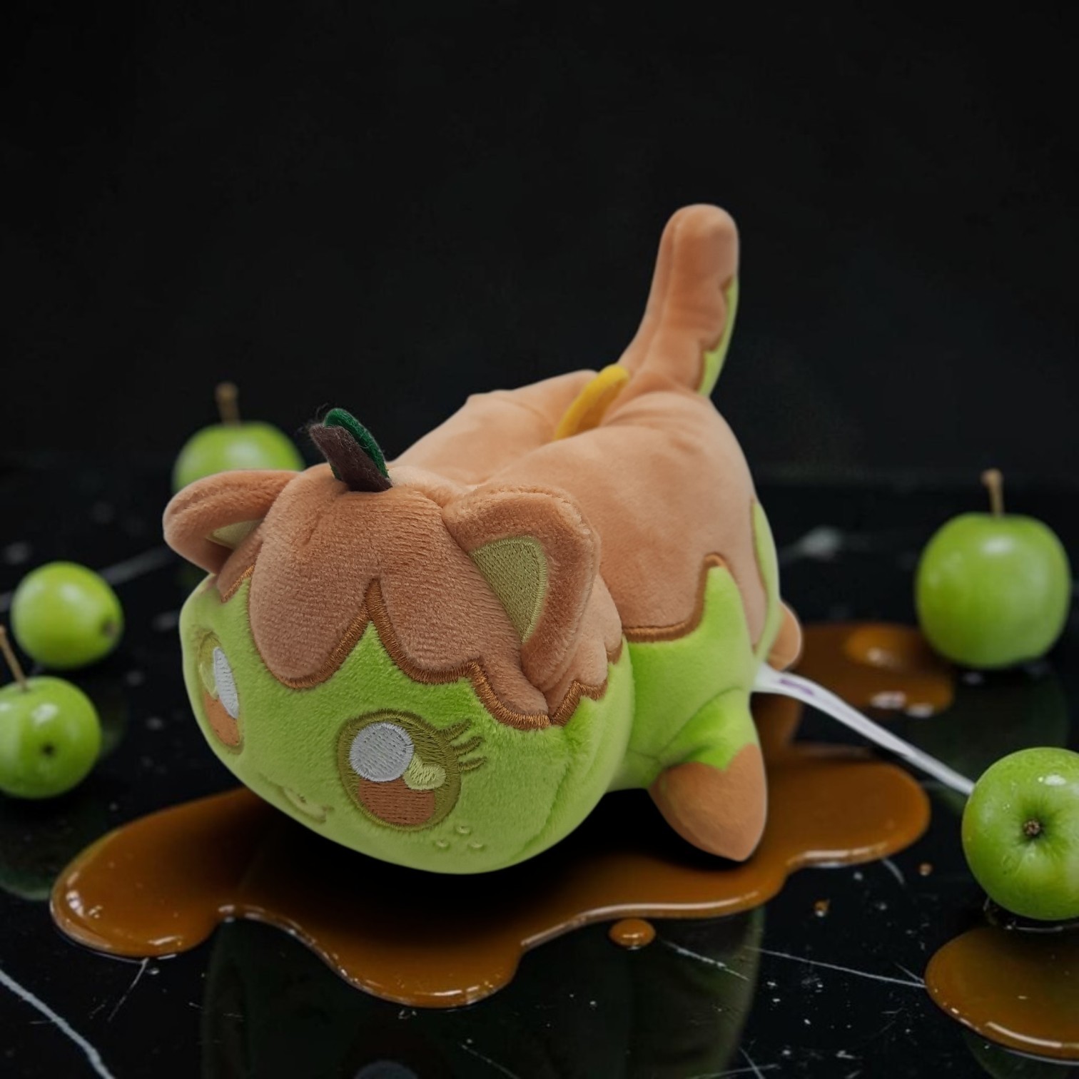 Aphmau MeeMeows Series 7 Caramel Apple Cat Plush Rare Carnival Mystery Treats