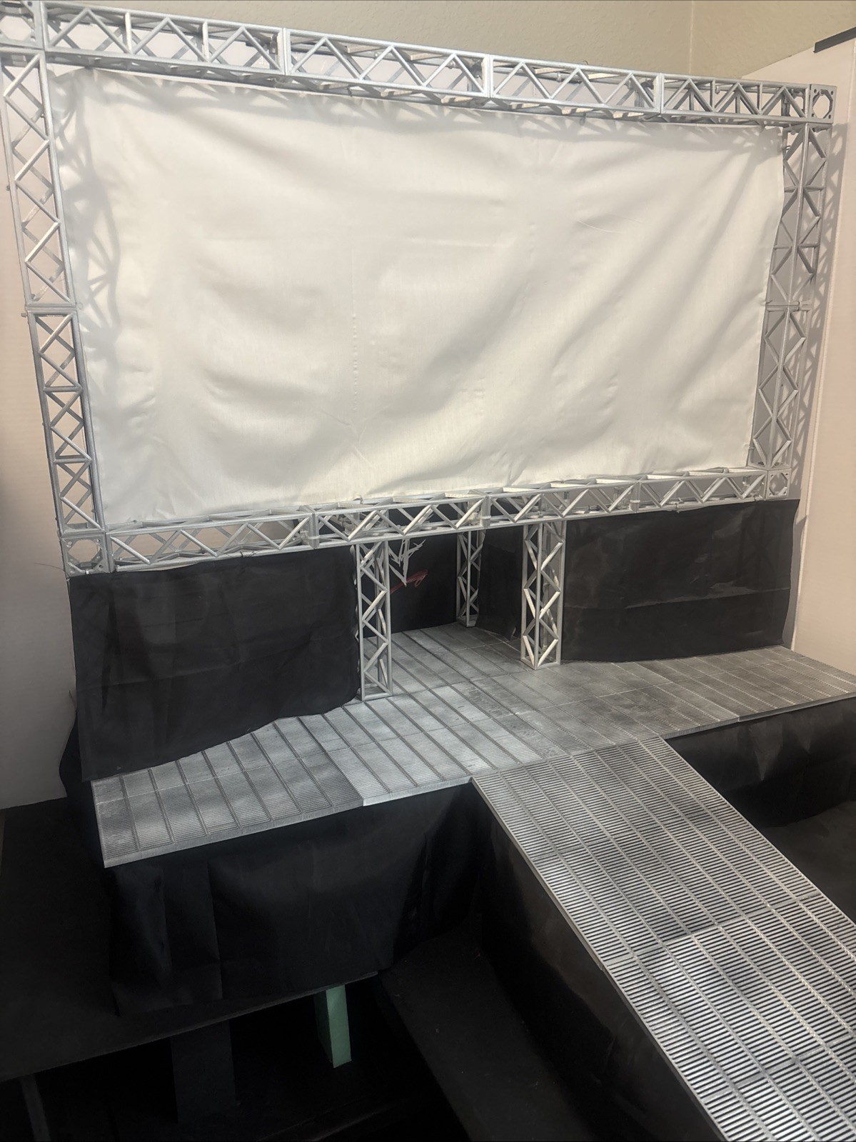 RAW IS WAR Entrance For Wrestling Figures WWE/WWF Diorama 1:12 SCALE