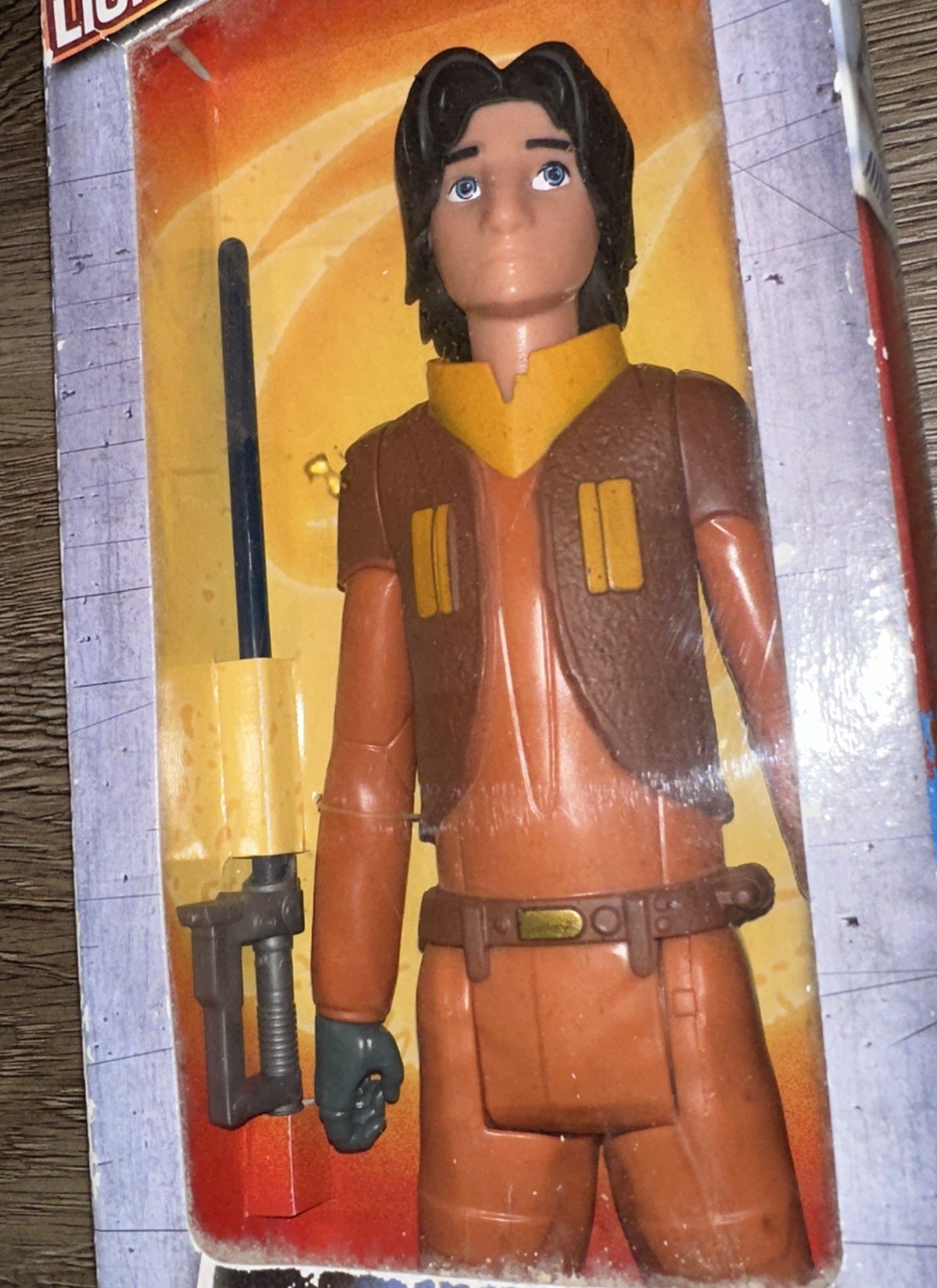 2014 Disney Hasbro Star Wars Rebels Action Figure Ezra Bridger & lightsaber NIB