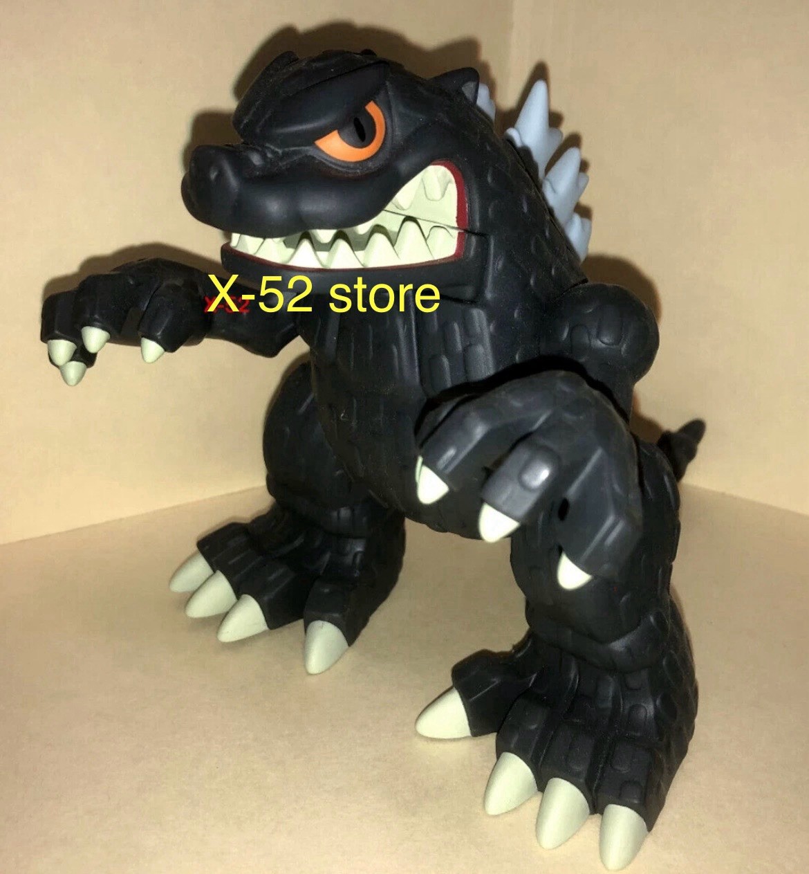 Godzilla Tokyo Vinyl Bandai figure 5.5in ゴジラ kaiju 2004 design version