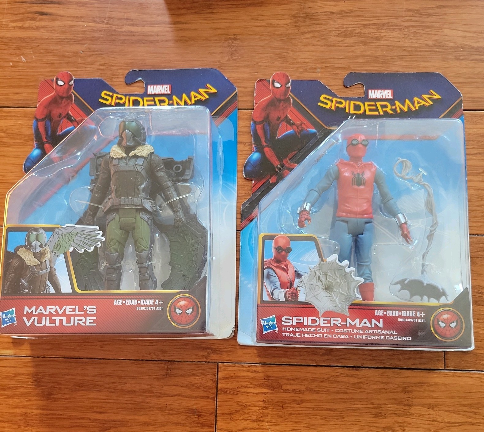 Hasbro Marvel SPIDER-MAN HOMECOMING HOMEMADE SUIT Peter Parker & VULTURE SEALED