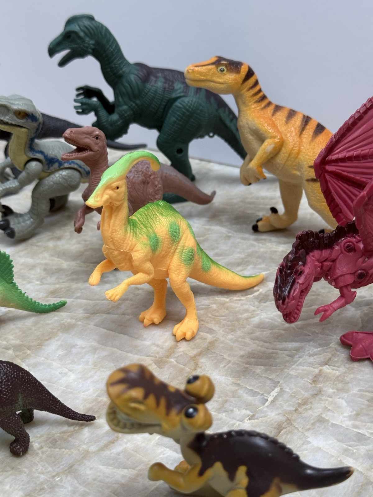 Lot of 14 Toy Dinosaurs Assorted Sizes 3-7 Inches Plastic