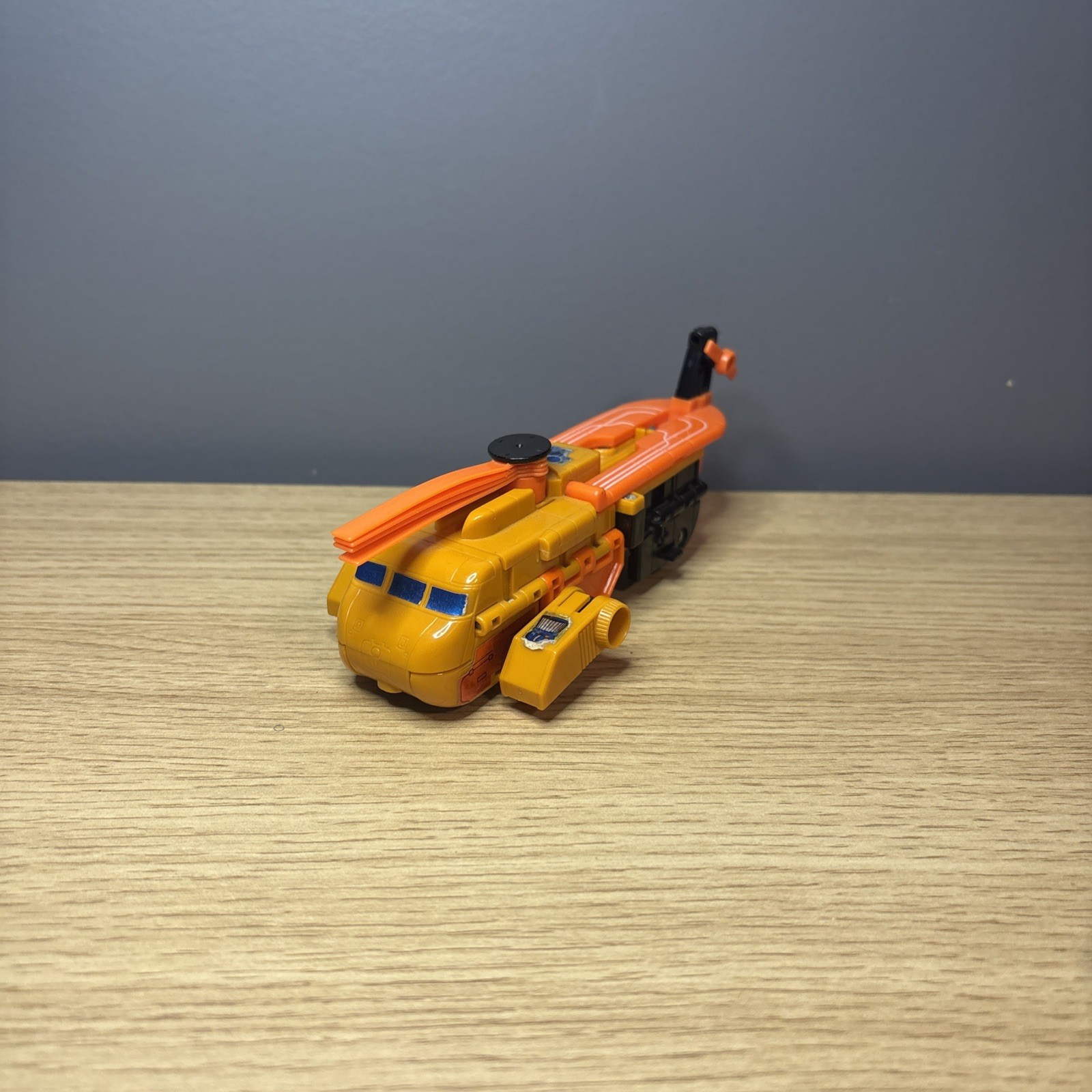 1986 Sandstorm G1 Transformers Triple Changer Figure incomplete missing blaster