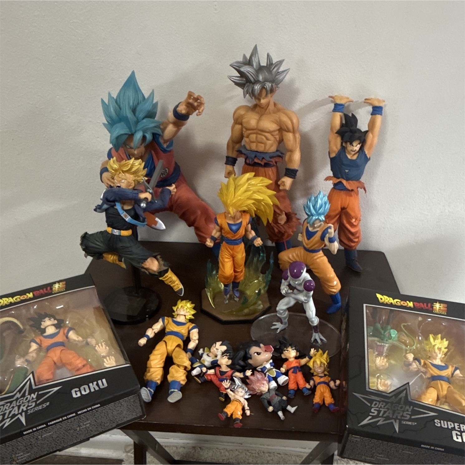 Dragon ball figure and statue lot