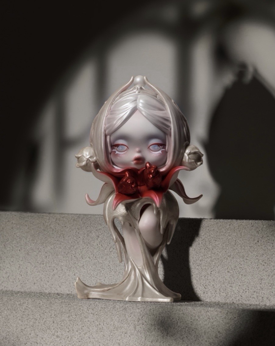 SKULLPANDA Petals in Four Acts – The Crown in Ashes