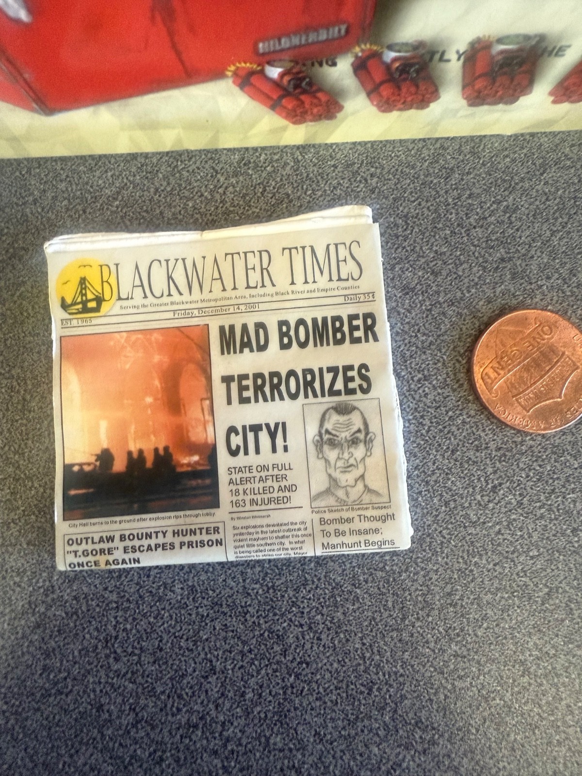 21ST CENTURY TOYS 1/6 THE VILLAINS MAD BOMBER – NEWSPAPER