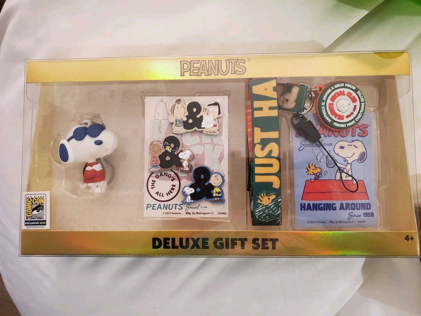 Peanuts Deluxe Gift Set SDCC 2025 LE300 In Hand Snoopy Sold Out! Monogram