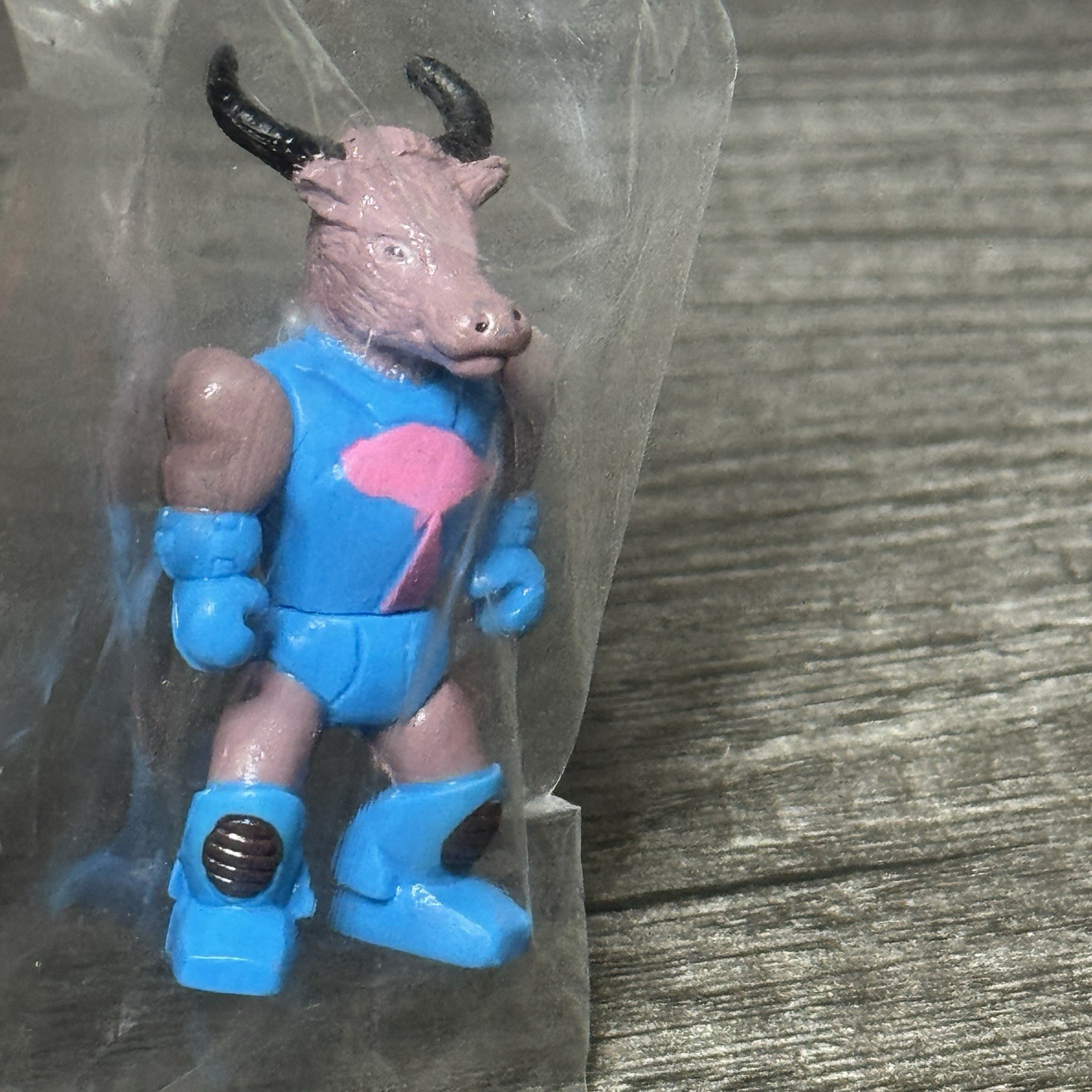 Animal Robot Fighter Transmegator #9 Tauratron Blue Bull Figure Battle Beasts KO