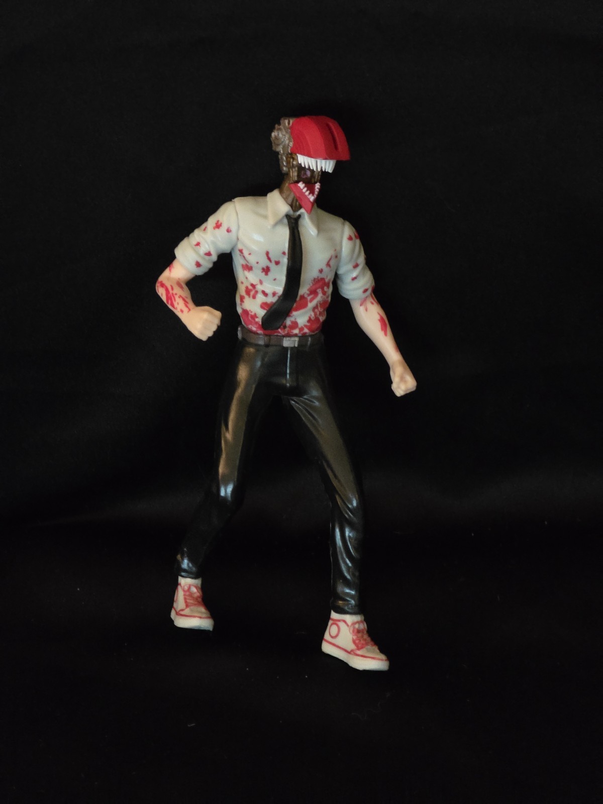 Chainsaw man denji figure