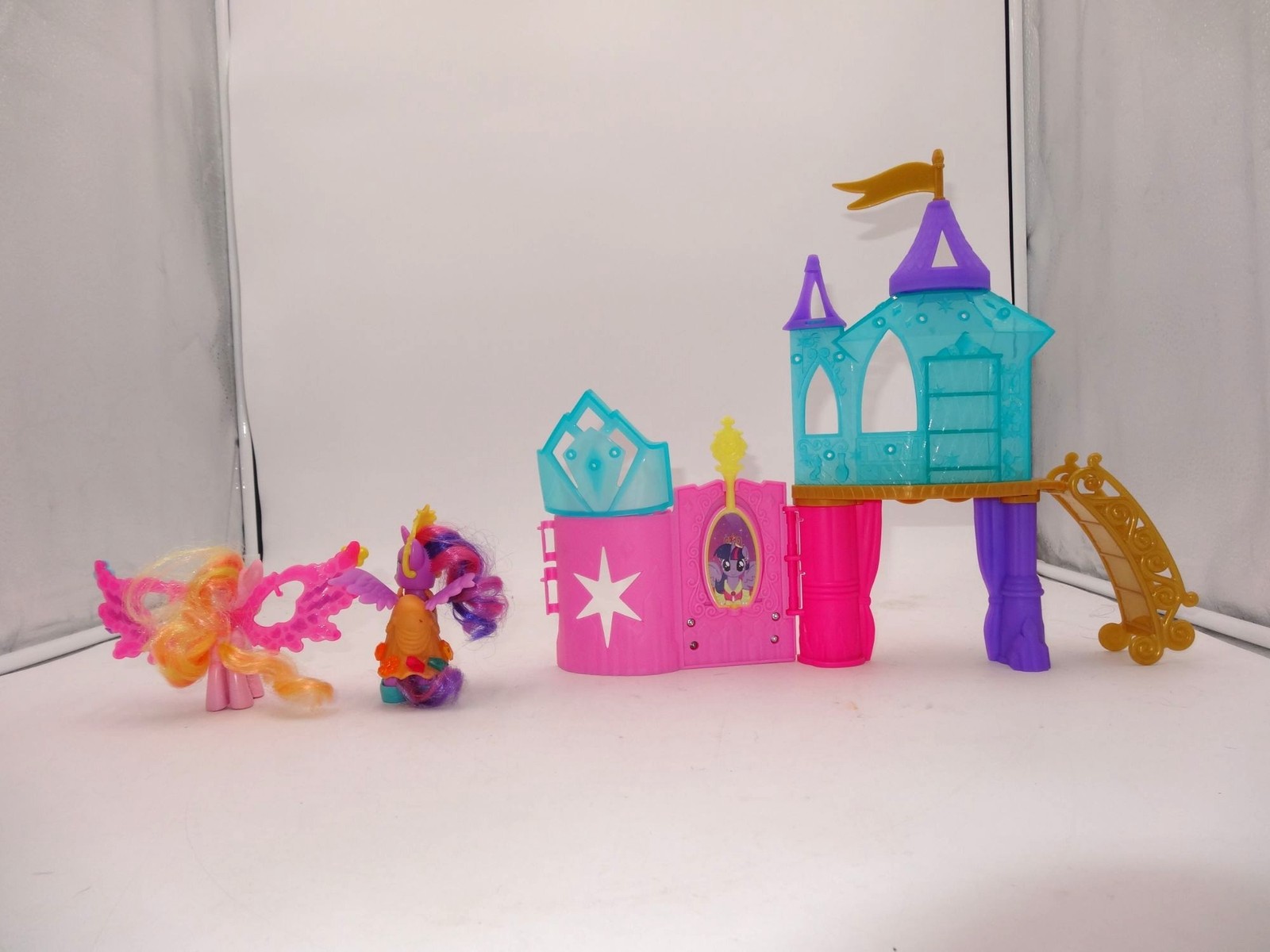 My Little Pony Twilight Sparkle Princess Palace Honey Rays Cutie Mark Magic Char