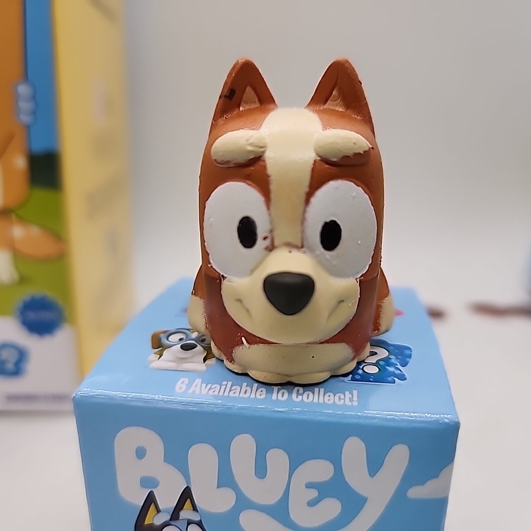 Bluey Mashems Series 3 Squishy Mash’ems GLITTER Brown CHILLI HEELER New ?
