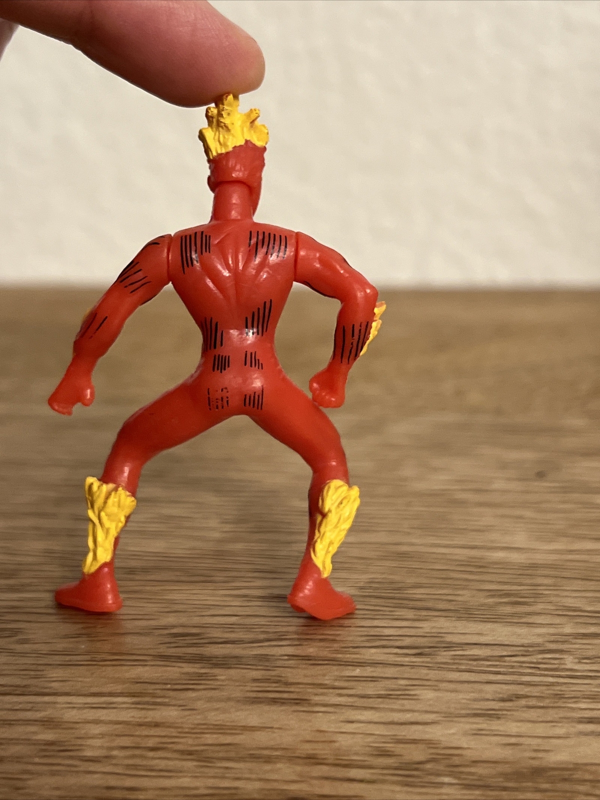 THE HUMAN TORCH MARVEL FANTASTIC FOUR 2.5” ACTION FIGURE 2005 TOY