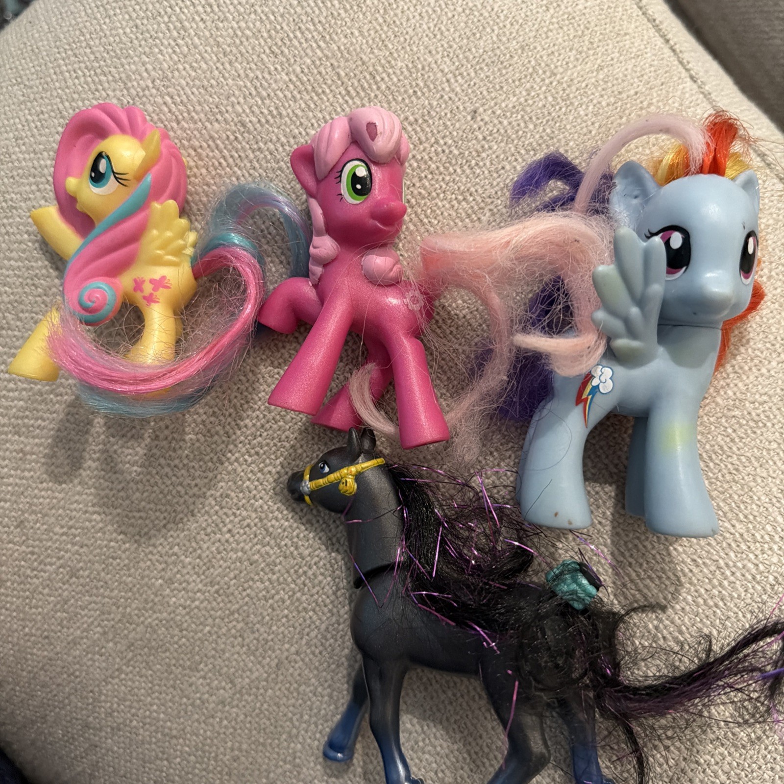 My Little Pony Mini Figures Pink Blue Yellow & Black Bodies Lot Of 4