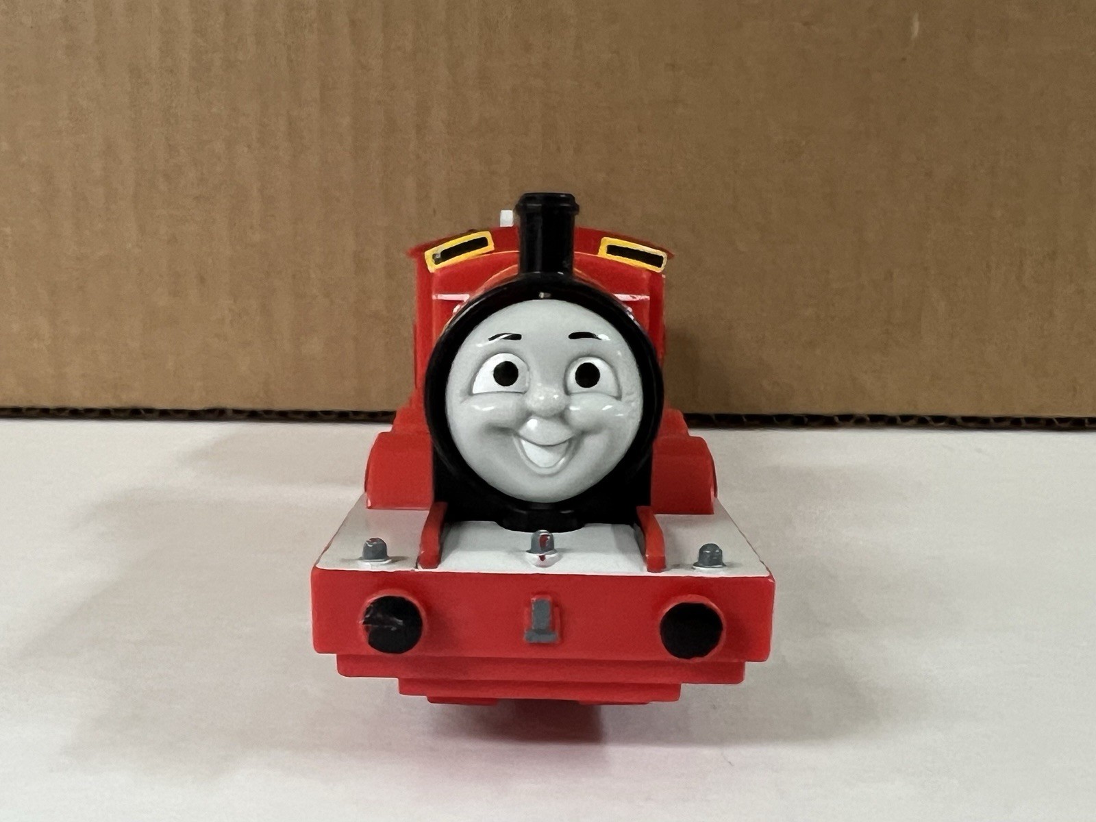 Thomas & Friends Trackmaster TOMY HiT Toy Company Flip Face James w/ Log Car