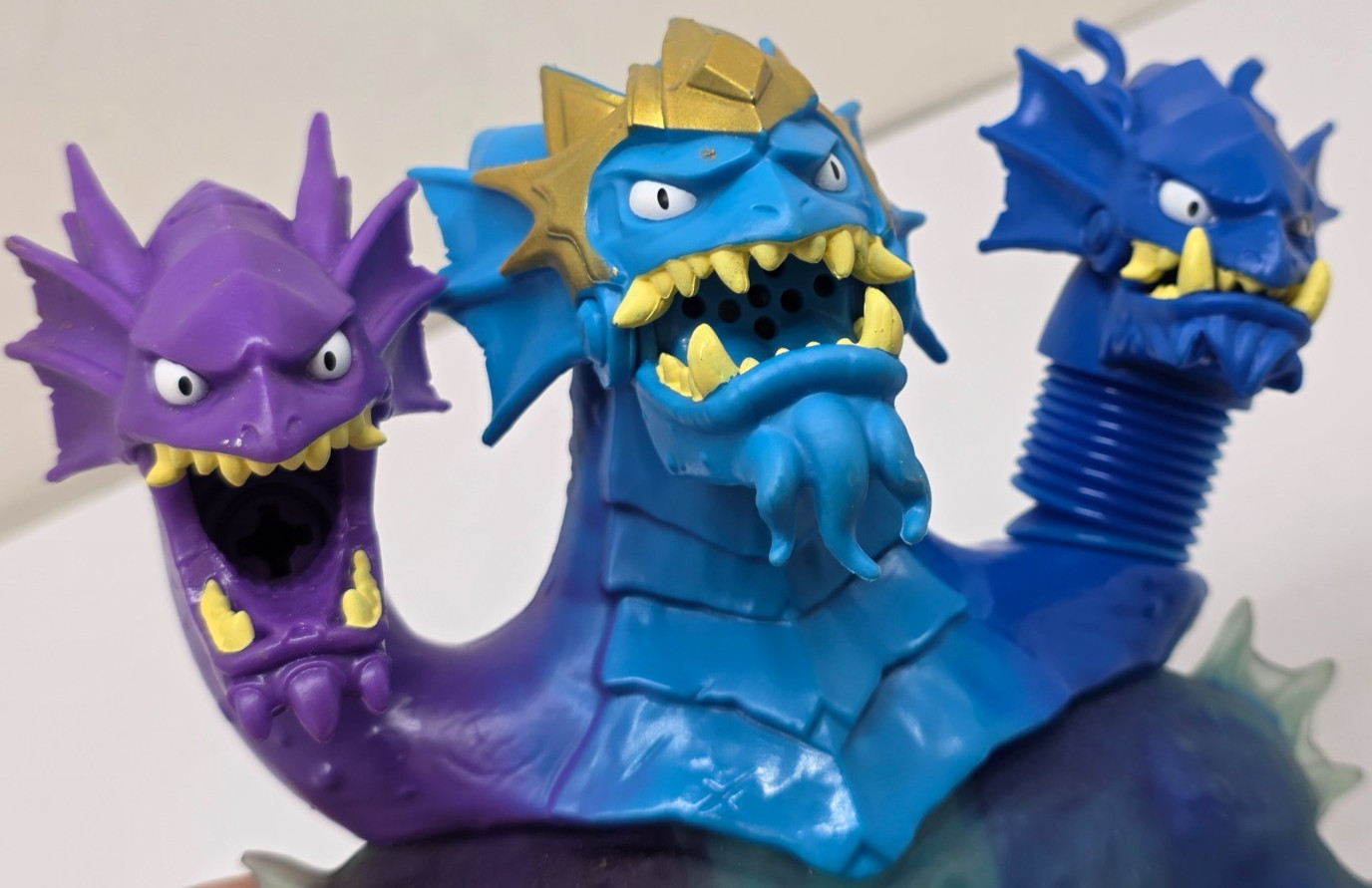 Heroes of Goo Jit Zu Deep Goo Sea King Hydra 3-Headed Toy Figure Moose