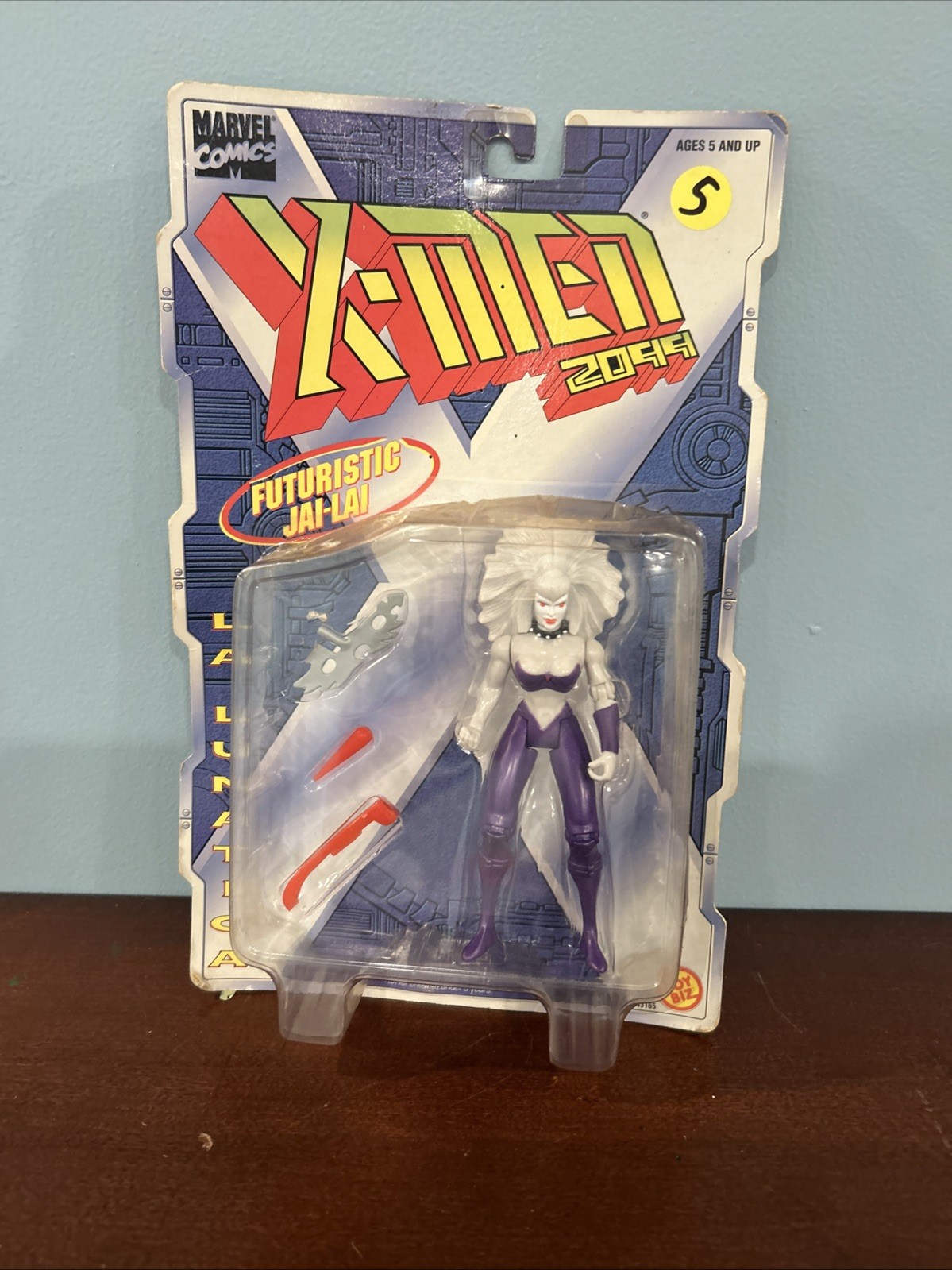Marvel X-Men 2099 Futuristic Jai-Lai La Lunatica 1996 Toy Biz Action Figure