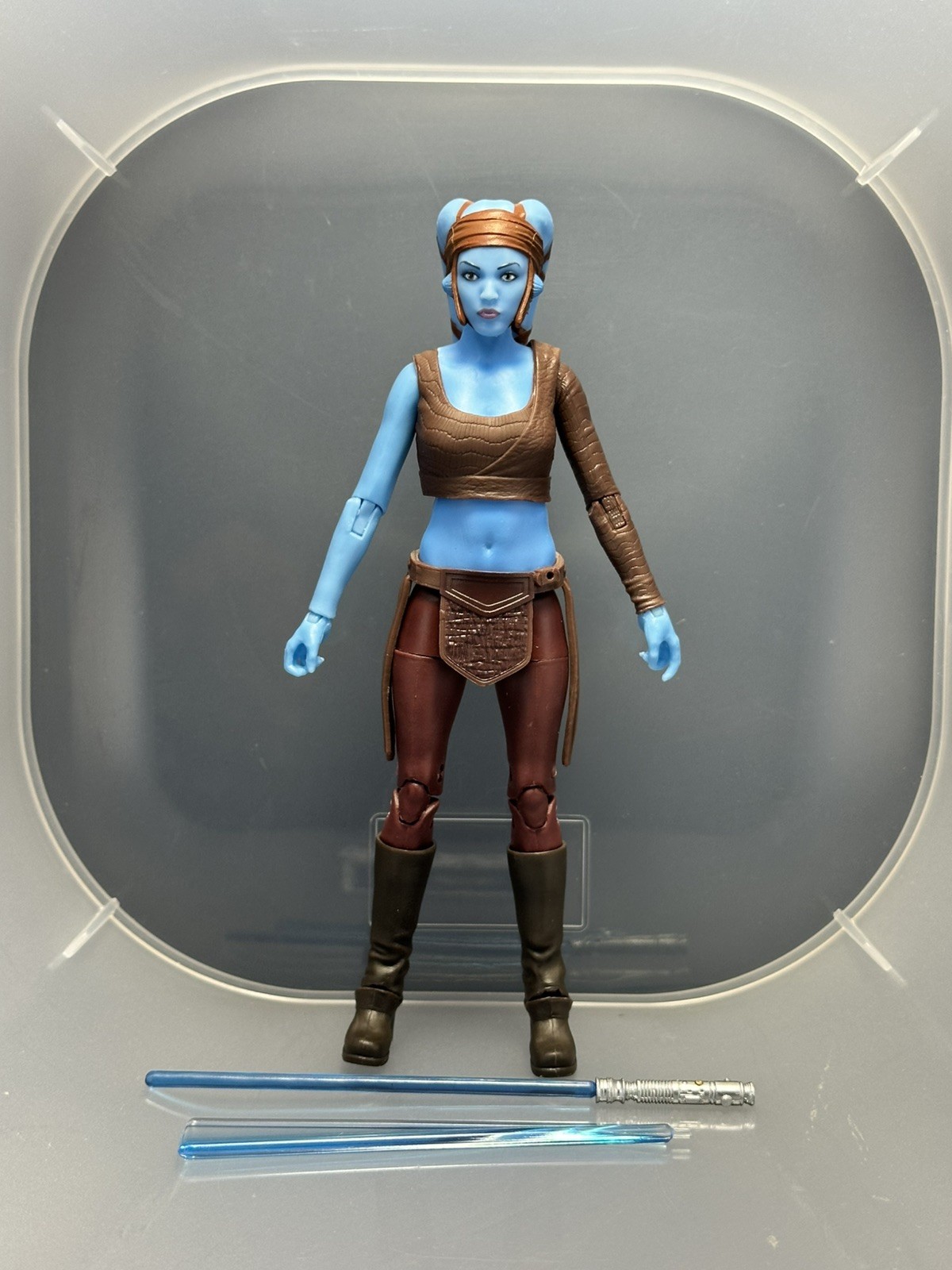 Hasbro Star Wars the Black Series Aayla Secura Action Figure 6-inch