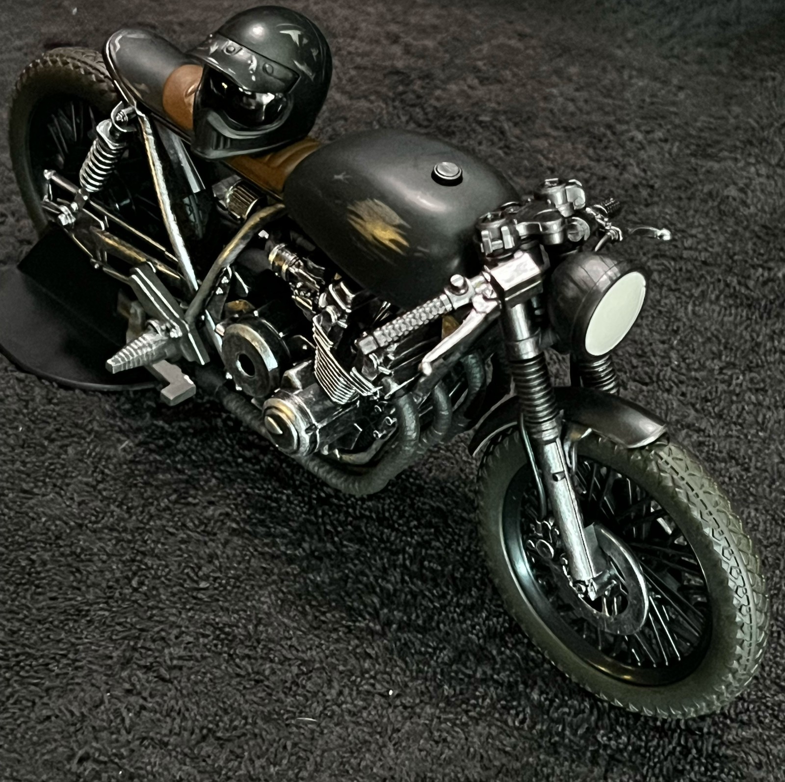THE DRIFTER MOTORCYCLE & HELMET • THE BATMAN McFARLANE DC MULTIVERSE