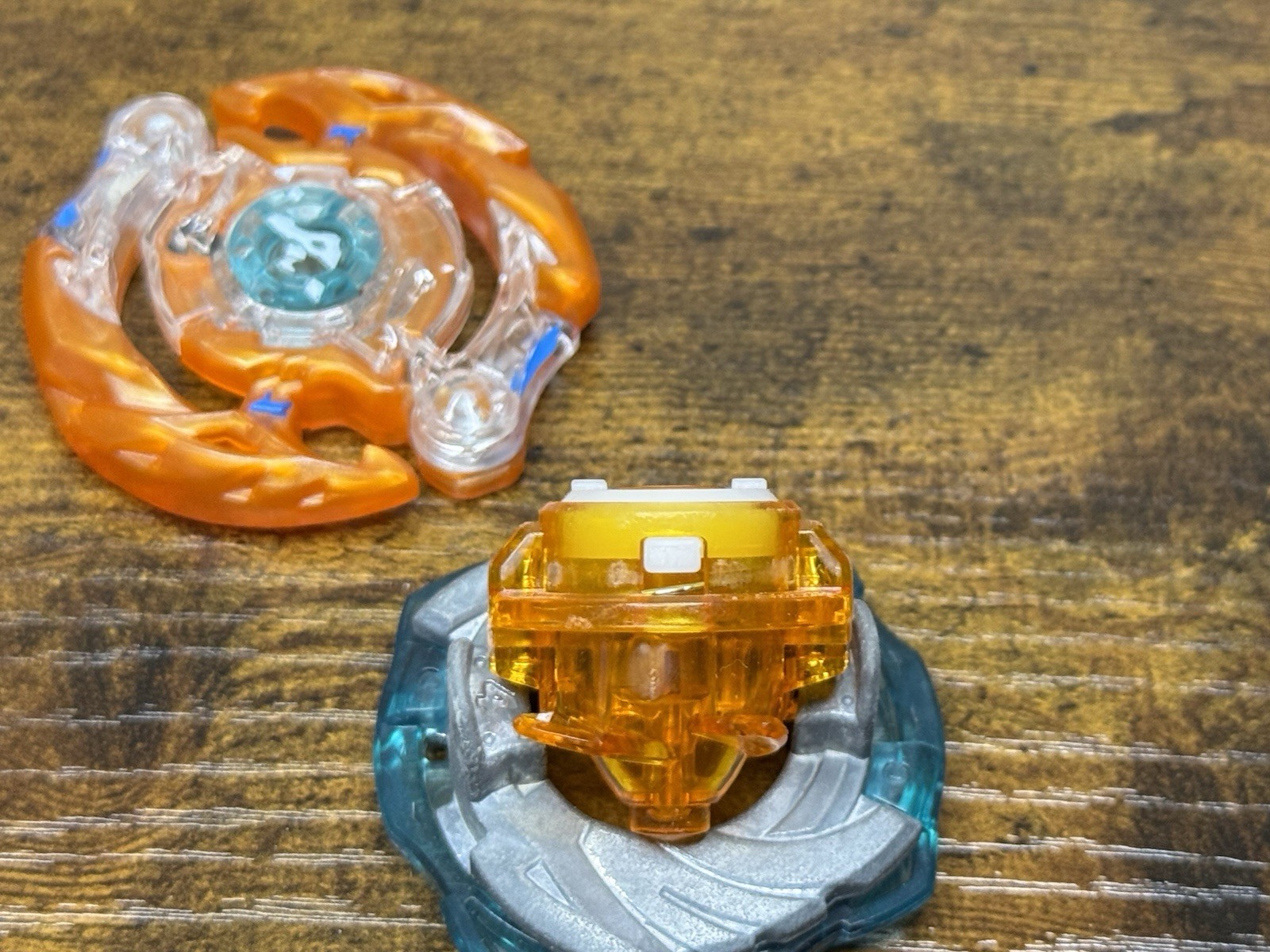 Blaze Ragnaruk 4Cross Flugel B-75 Beyblade Burst Takara Tomy #B1