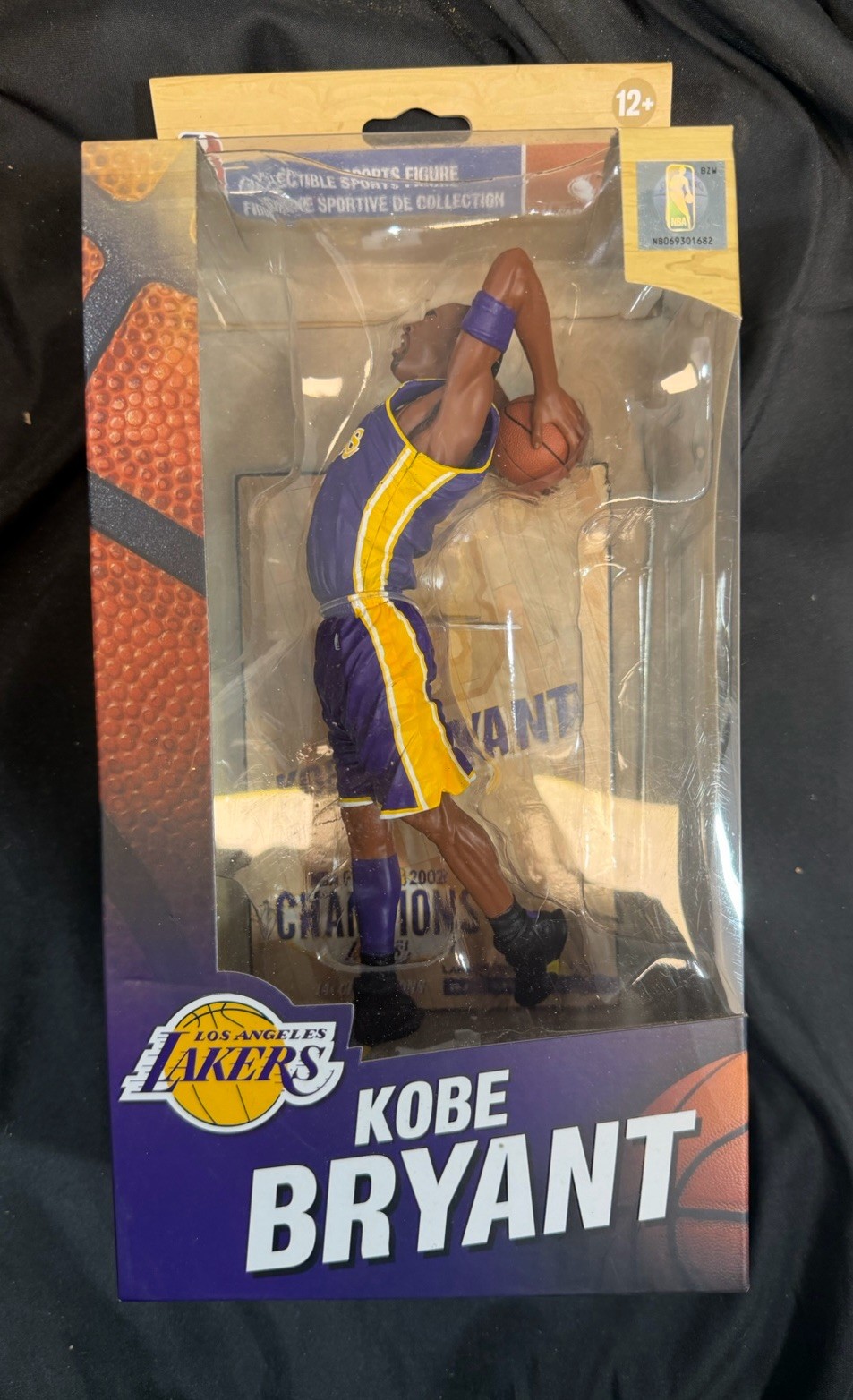 KOBE BRYANT 2002 NBA FINALS LAKERS MCFARLANE CHAMPIONSHIP SERIES FIGURE 203/3000