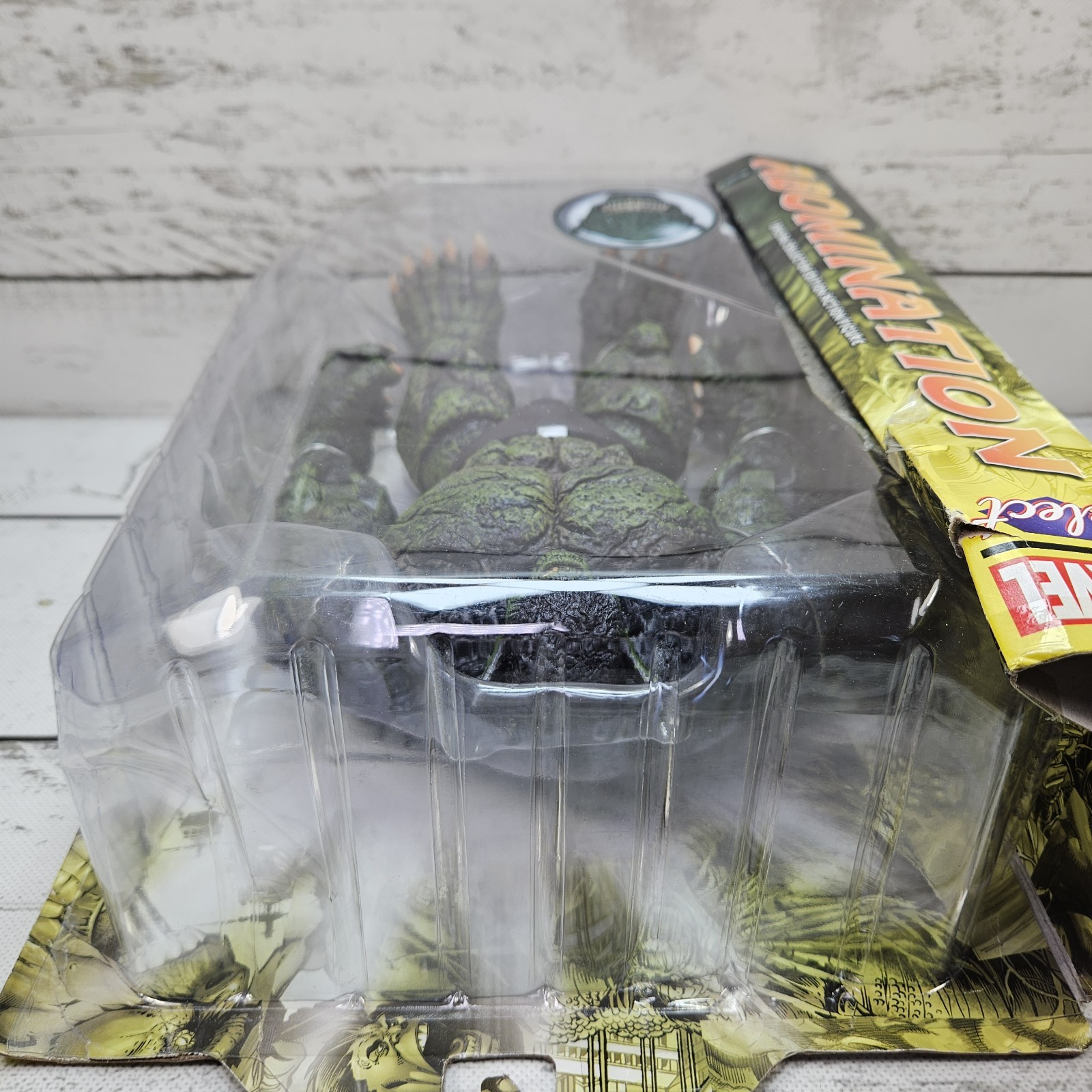 Diamond Select Marvel Select Abomination 2019 8.5″ Action Figure Box Damage Read