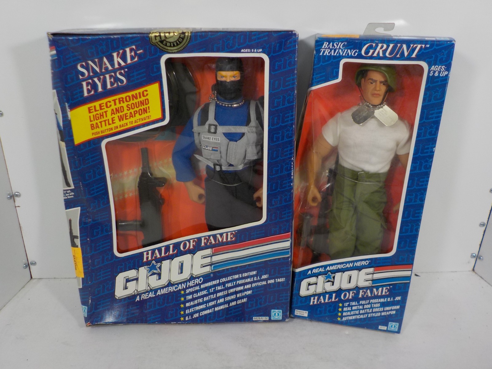 N A327 GI Joe 12″ Hall of Fame Action Figure Lot: Snake Eyes & Grunt (DMG Box)