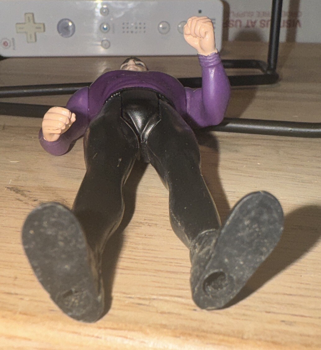 1990 Vintage Kenner Bruce Wayne Batman !!!! Must Have Batman!!!!