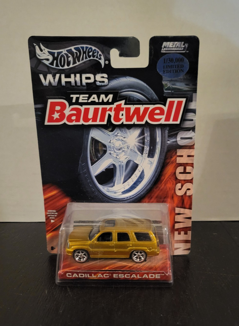 Cadillac Escalade Team Baurtwell HOT WHEELS 1:64 Die Cast MIB NEW