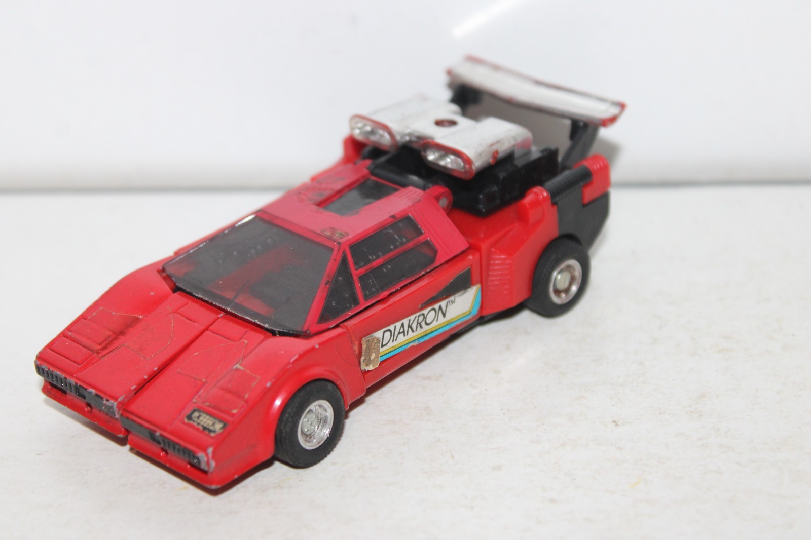 transformers g1 original vintage diakron red sunstraker
