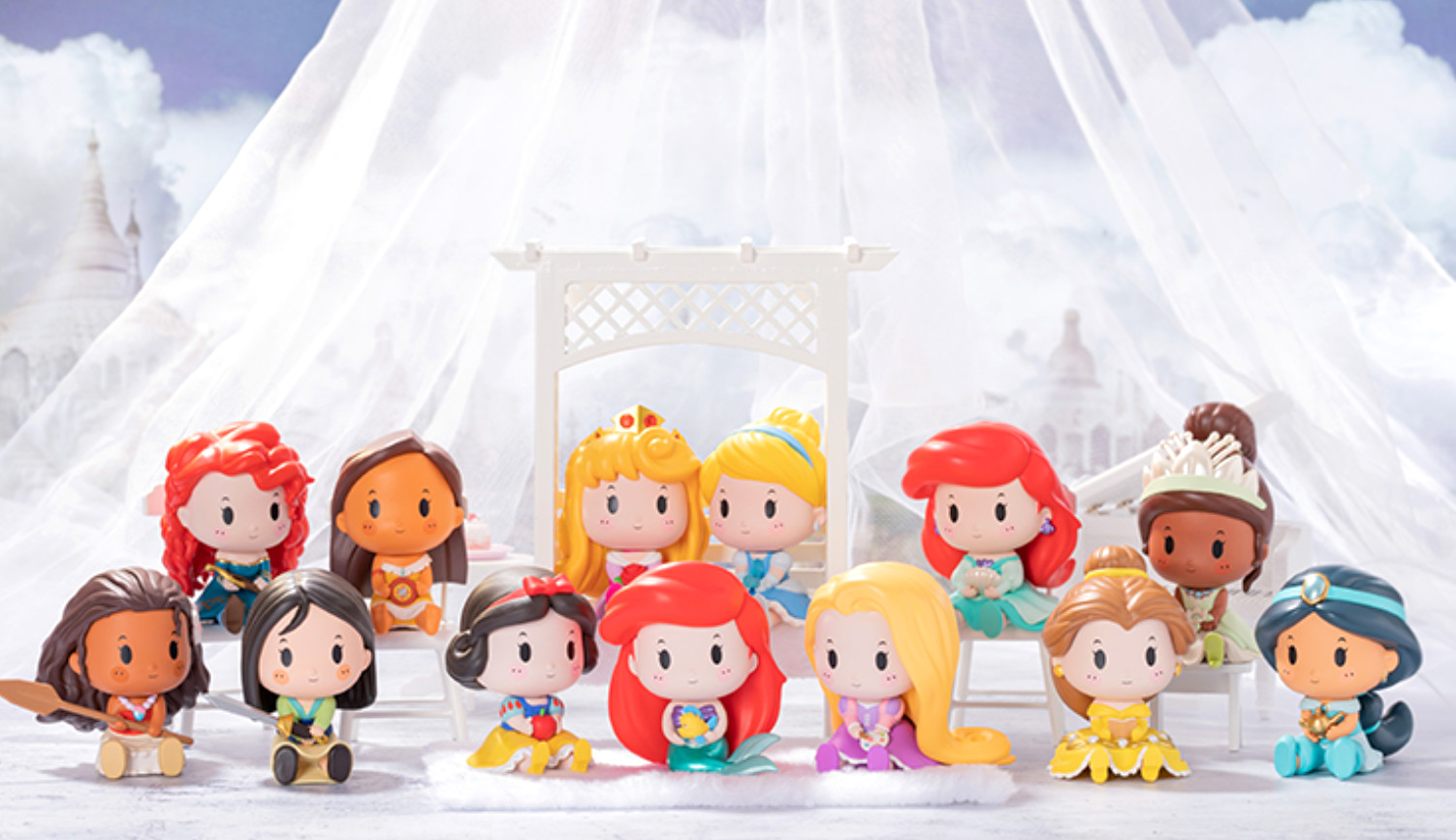 💡Pop Mart x Disney Princess Sitting Series One Blind Box w/ One Random Figure