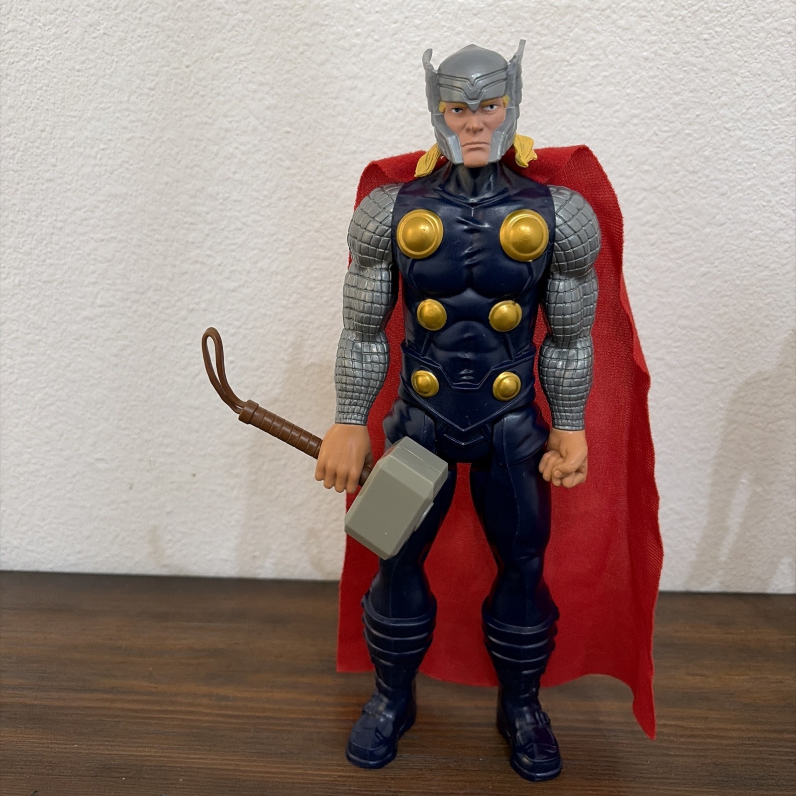 Assorted 12inches Marvel Heroes Captain America Thor Iron Man Falcon Maestro