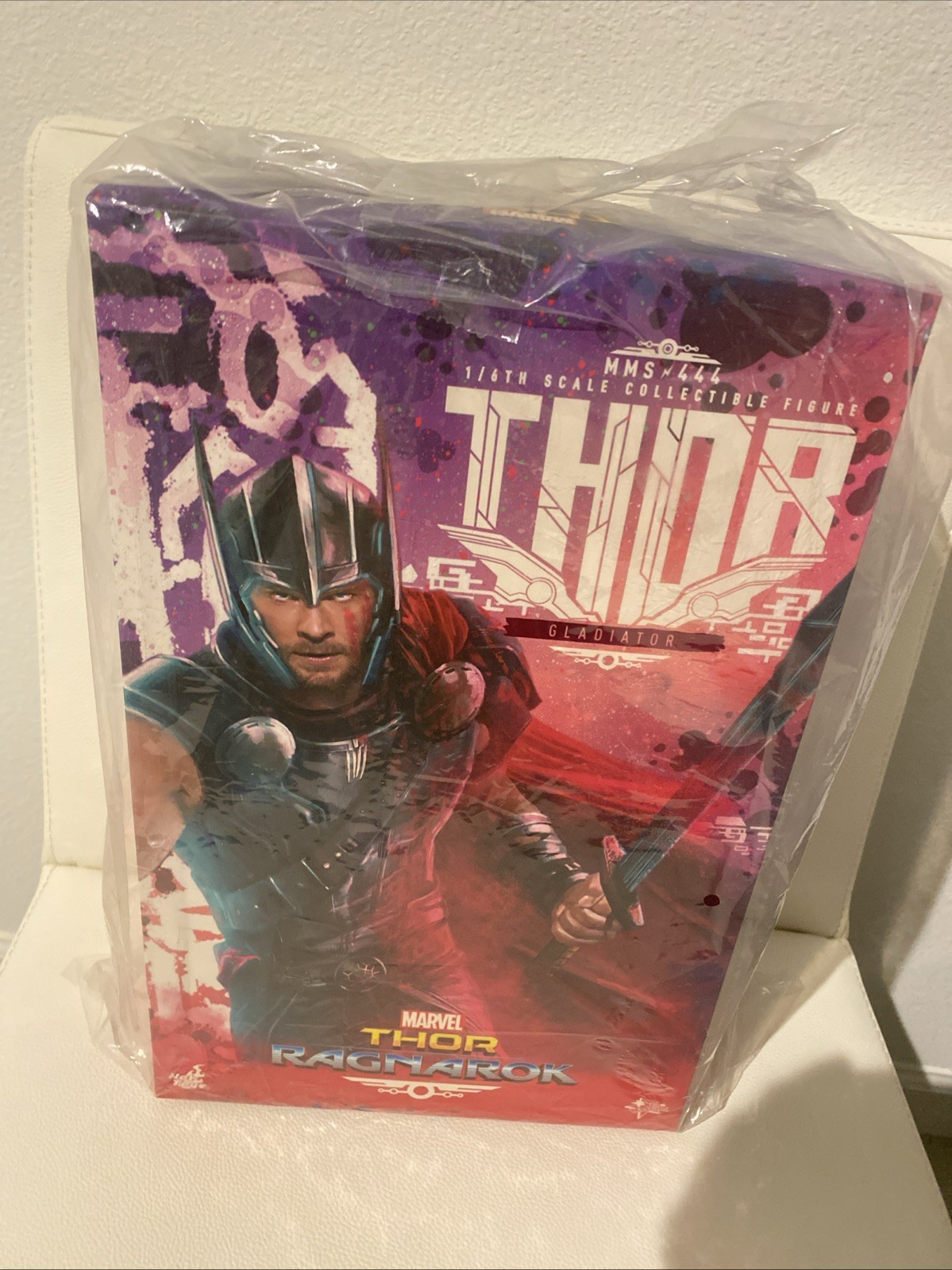 MARVEL THOR GLADIATOR 1:6 SCALE HOT TOYS RAGNAROK MMS444