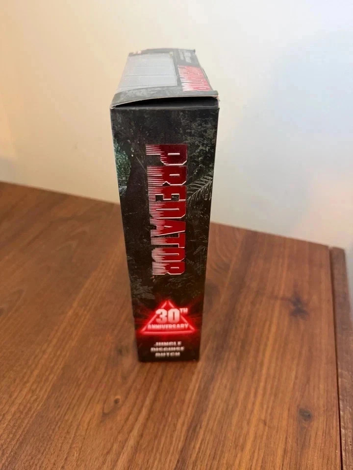 NECA Predator Jungle Disguise Dutch 30th Anniversary Figure New